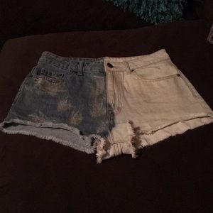 BDH HIGH RISE DREE DENIM CHEEKY SHORT